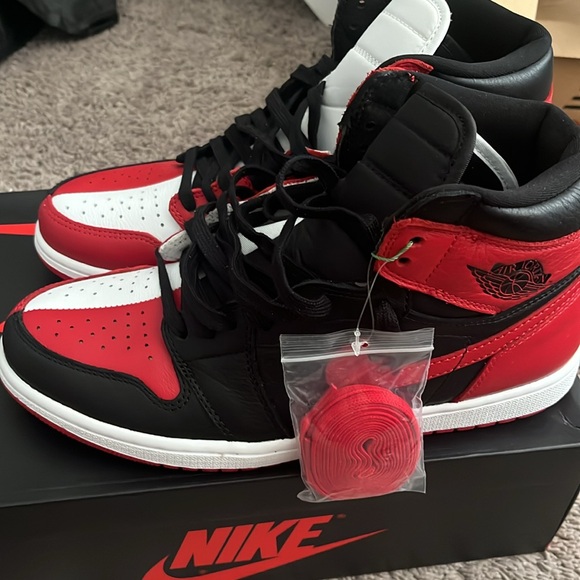 Air Jordan one retro high - Picture 3 of 7